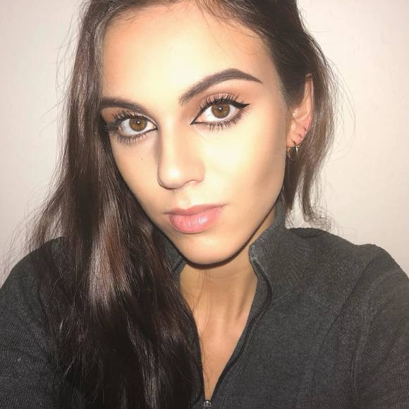 Meet your Posher, Reagan - Picture 1 of 1